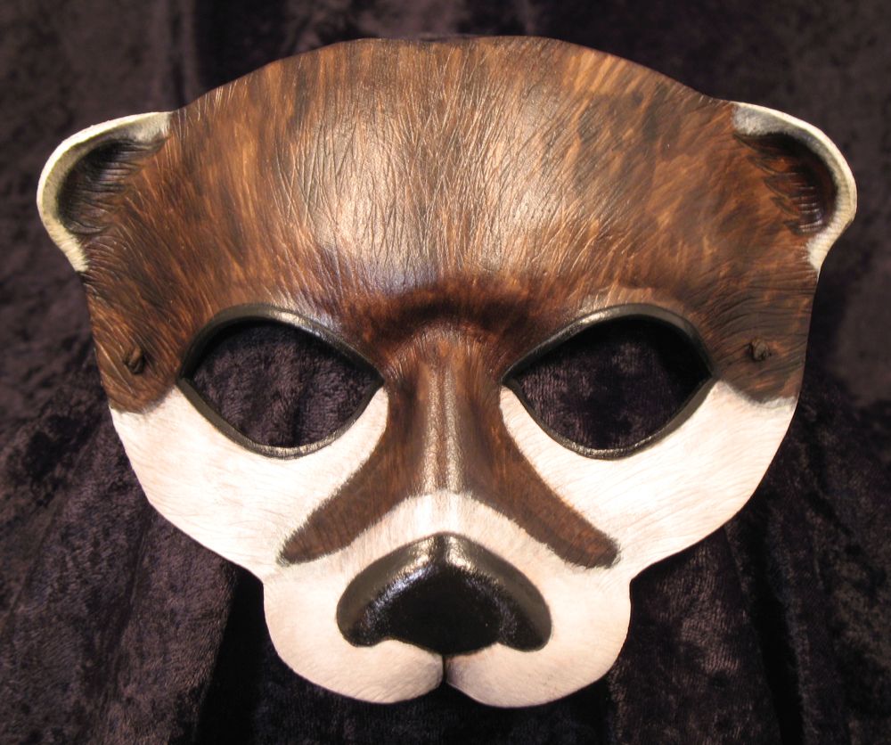 Otter (dark) mask.